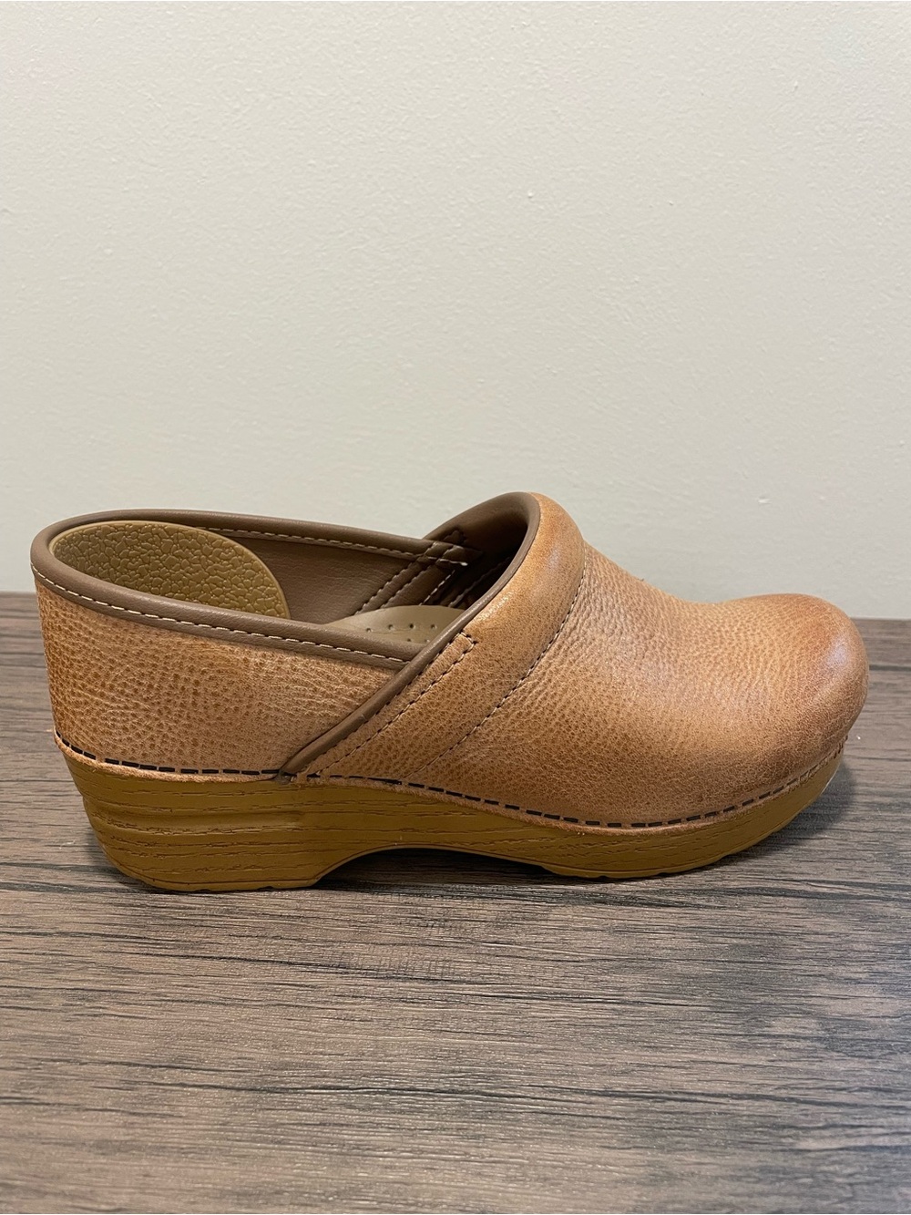Wide Dansko Women's Slip-On Leather Clog in Honey Tan - Picture 5 of 11
